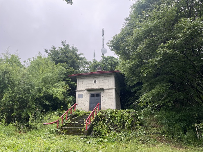 米山薬師奥ノ院