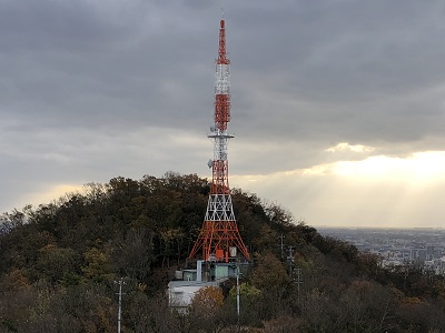 上加納山タワー