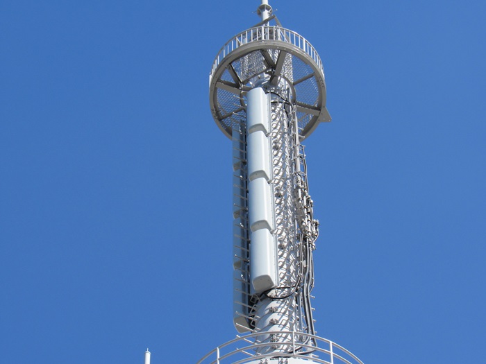 テレビ送信アンテナ3