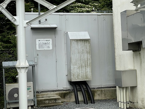 八郷局局舎