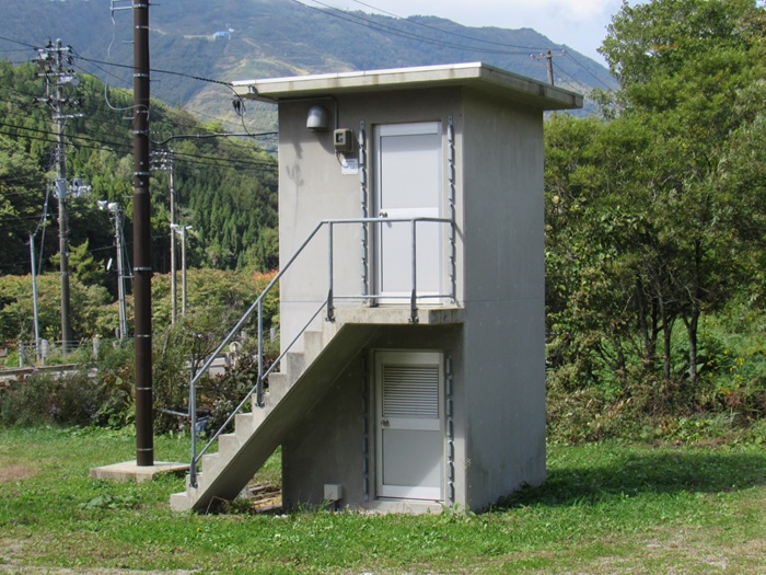局舎2