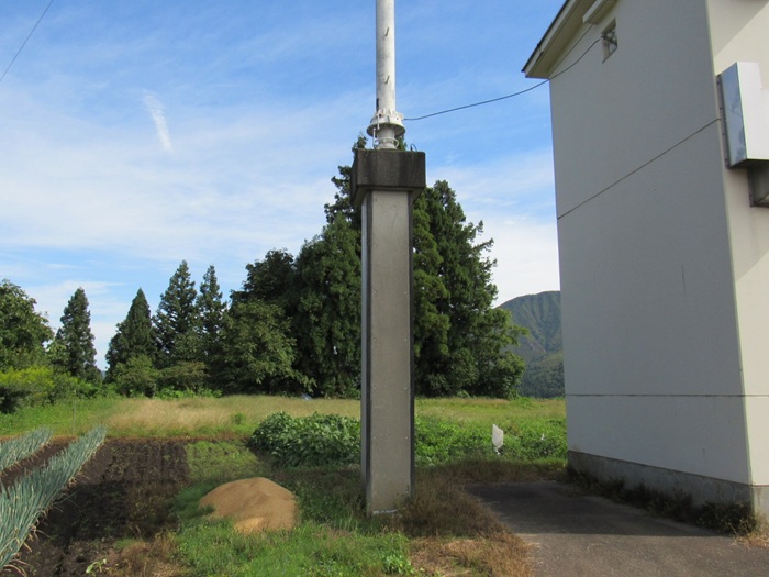 底部